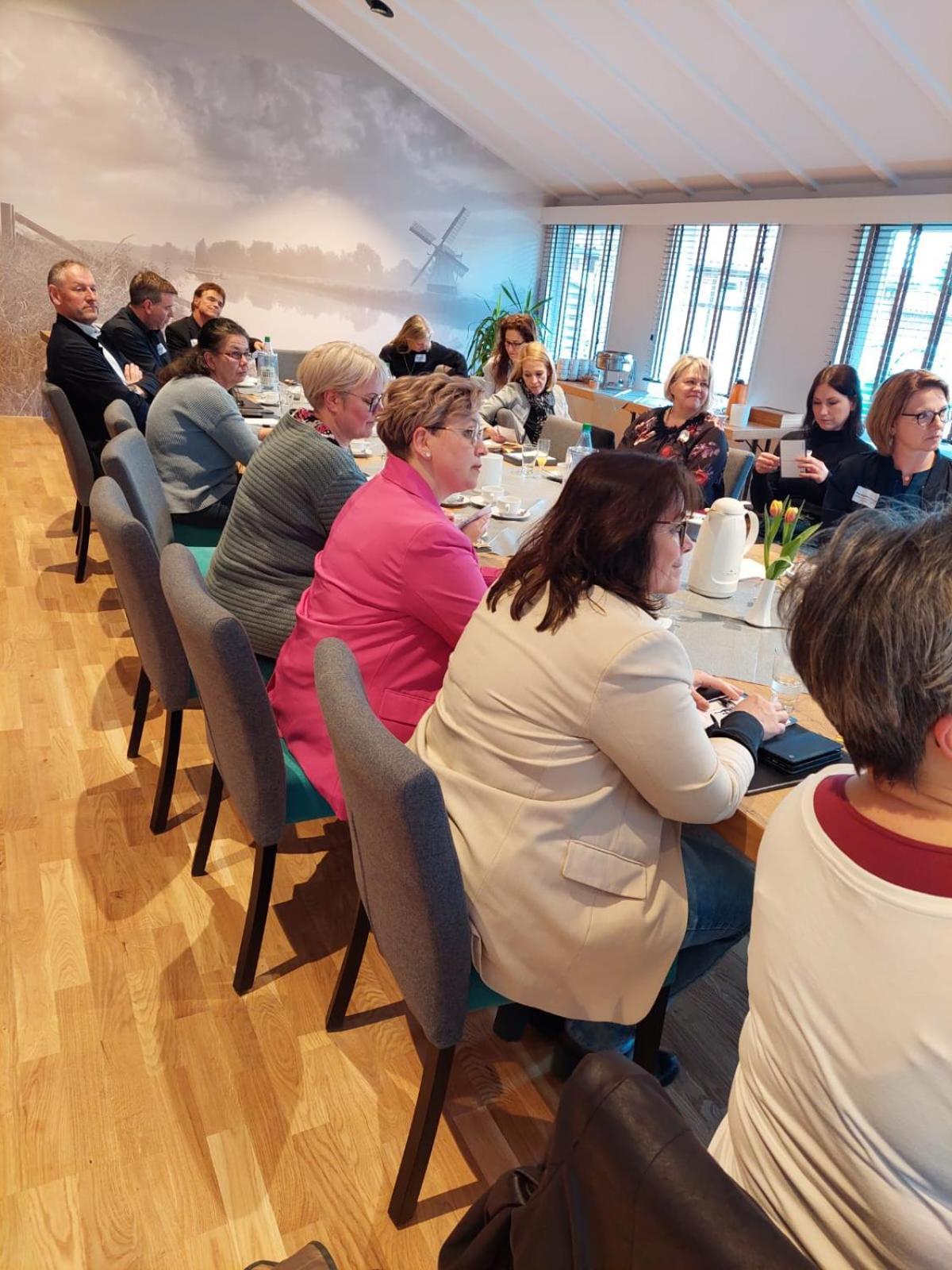 Oste Hotel Bremervörde Buitenkant foto