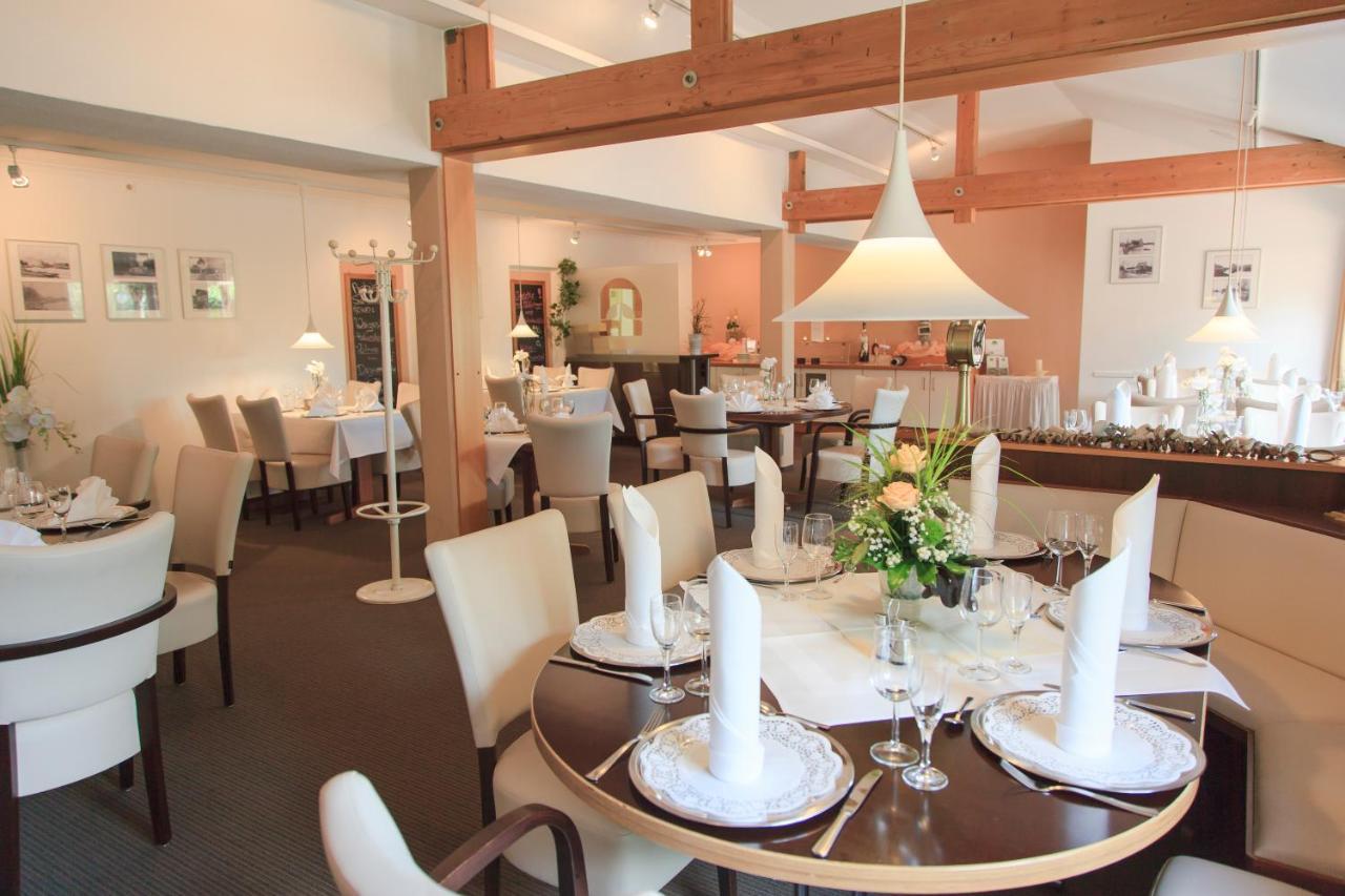 Oste Hotel Bremervörde Buitenkant foto